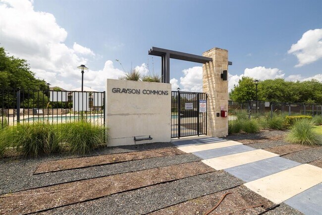 Building Photo - 157 Syrah Ct