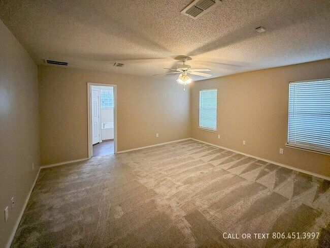 Building Photo - 517 N Kline Ave