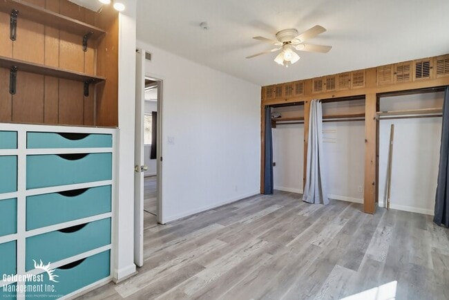 Building Photo - Updated 3Bdm 2Ba Single Story Home with Detached Garage in the Heart of Lakeside