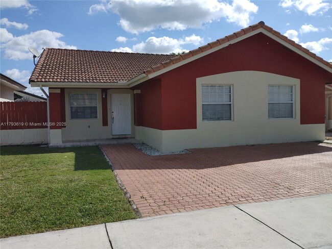 Building Photo - 1137 NW 128th Pl