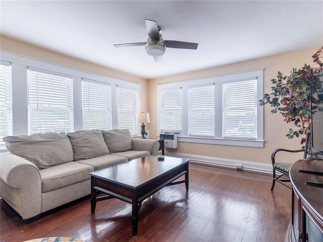 Building Photo - 103 E Mohawk Ave