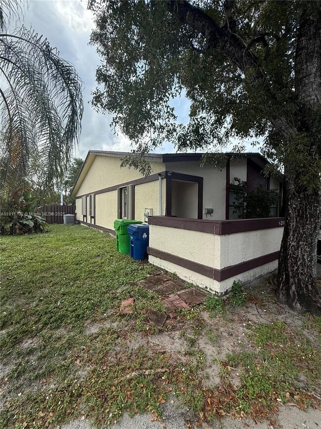 Primary Photo - 6200 NW 26th Ct