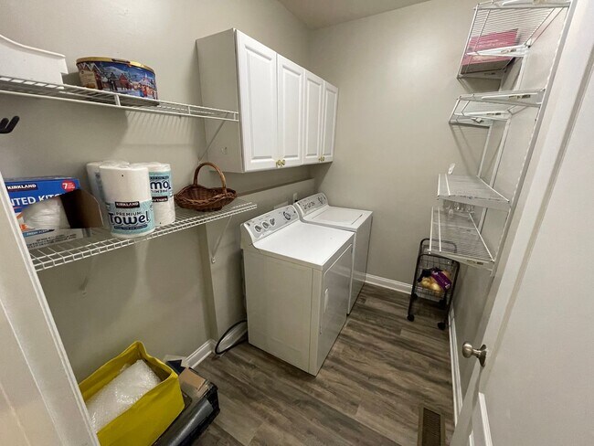 Building Photo - East Jefferson County Home For Rent - Move...