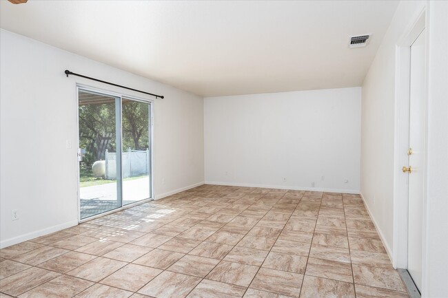 Building Photo - 31200 Revis Rd
