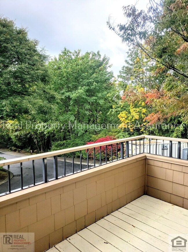 Building Photo - 10275 NW Alder Grove Ln