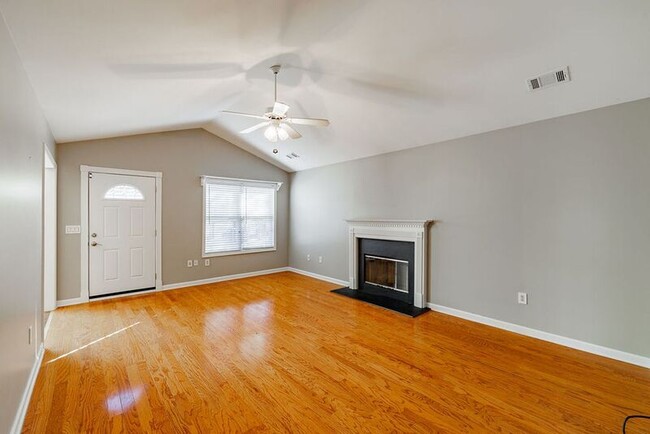 Building Photo - 160 Cedar Rock Trace