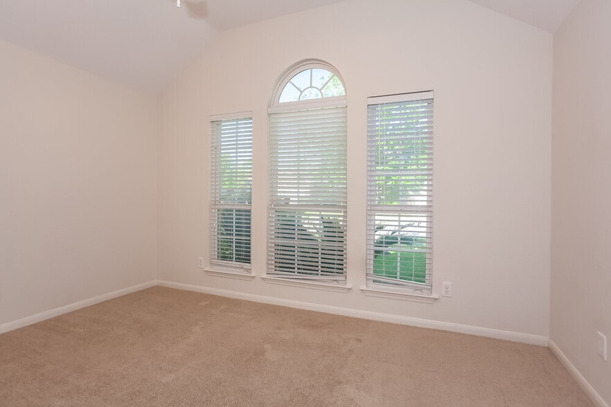 Building Photo - 12534 Blinnwood Ln