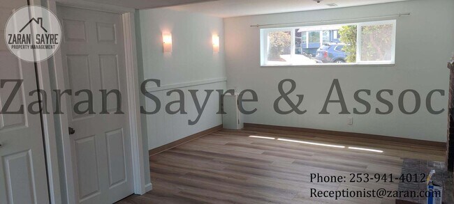 Building Photo - Fully Renovated 4 Bedroom on Quiet Cul-de-sac