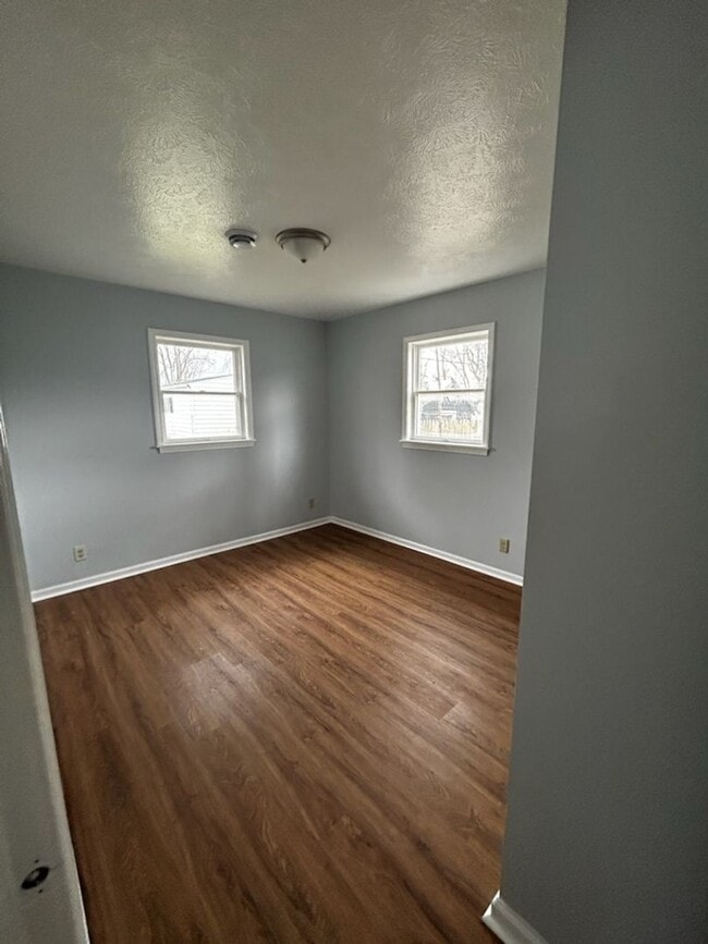 Building Photo - 2 Bedroom Kokomo Rambler!