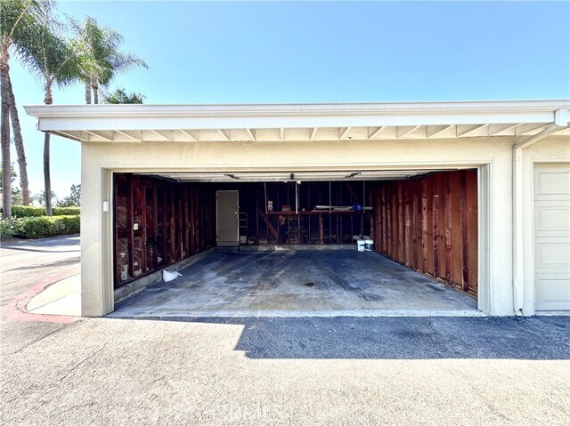 Building Photo - 14292 Red Hill Ave