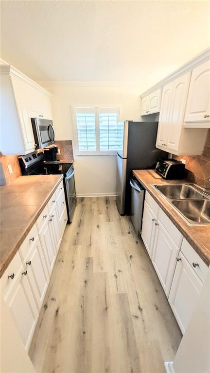 Building Photo - 3240 Gulf of Mexico Dr