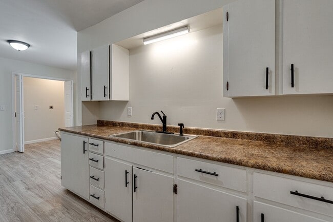 Building Photo - Charming 3-Bedroom Home in East Chattanooga