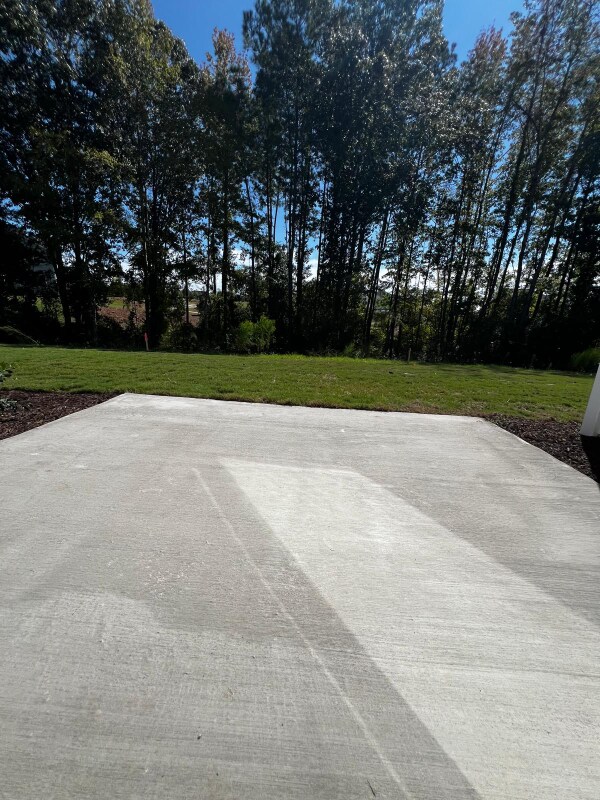 Building Photo - 176 Kobus Ct