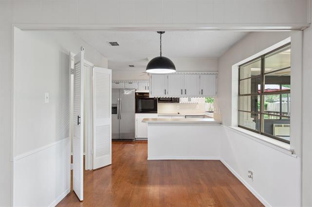Building Photo - 105 Wisteria Ct