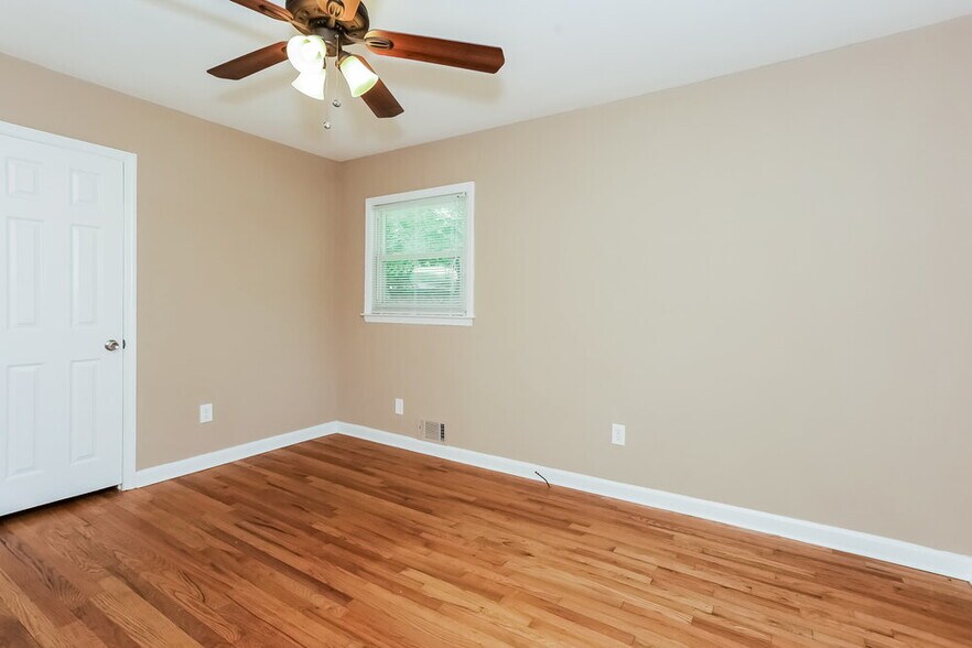 Building Photo - 2529 Graywall St