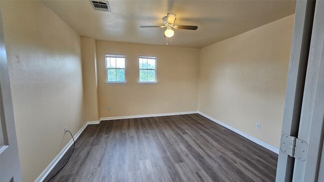 Building Photo - 22135 Greengate Dr