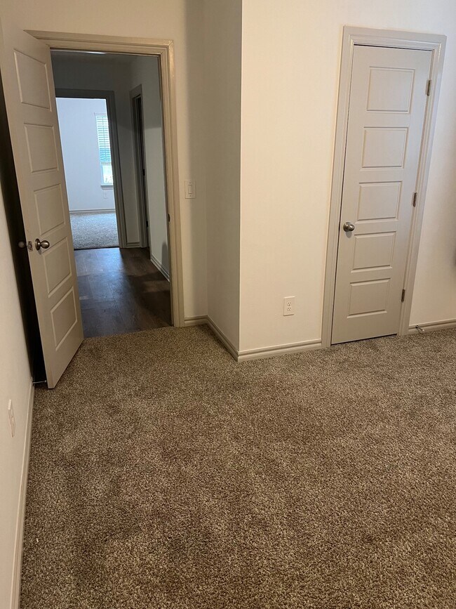 Building Photo - 14416 Gravity Falls Ln