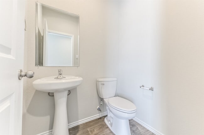 Building Photo - 16524 Cascading Pnes Ct