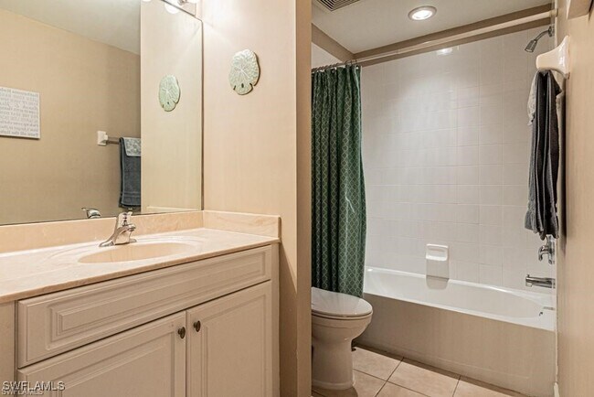 Building Photo - 10520 Amiata Way