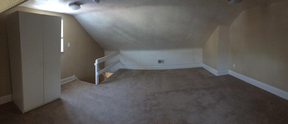 Building Photo - 158 Dryden Way