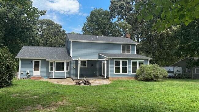 Building Photo - TR Lawing Realty Property