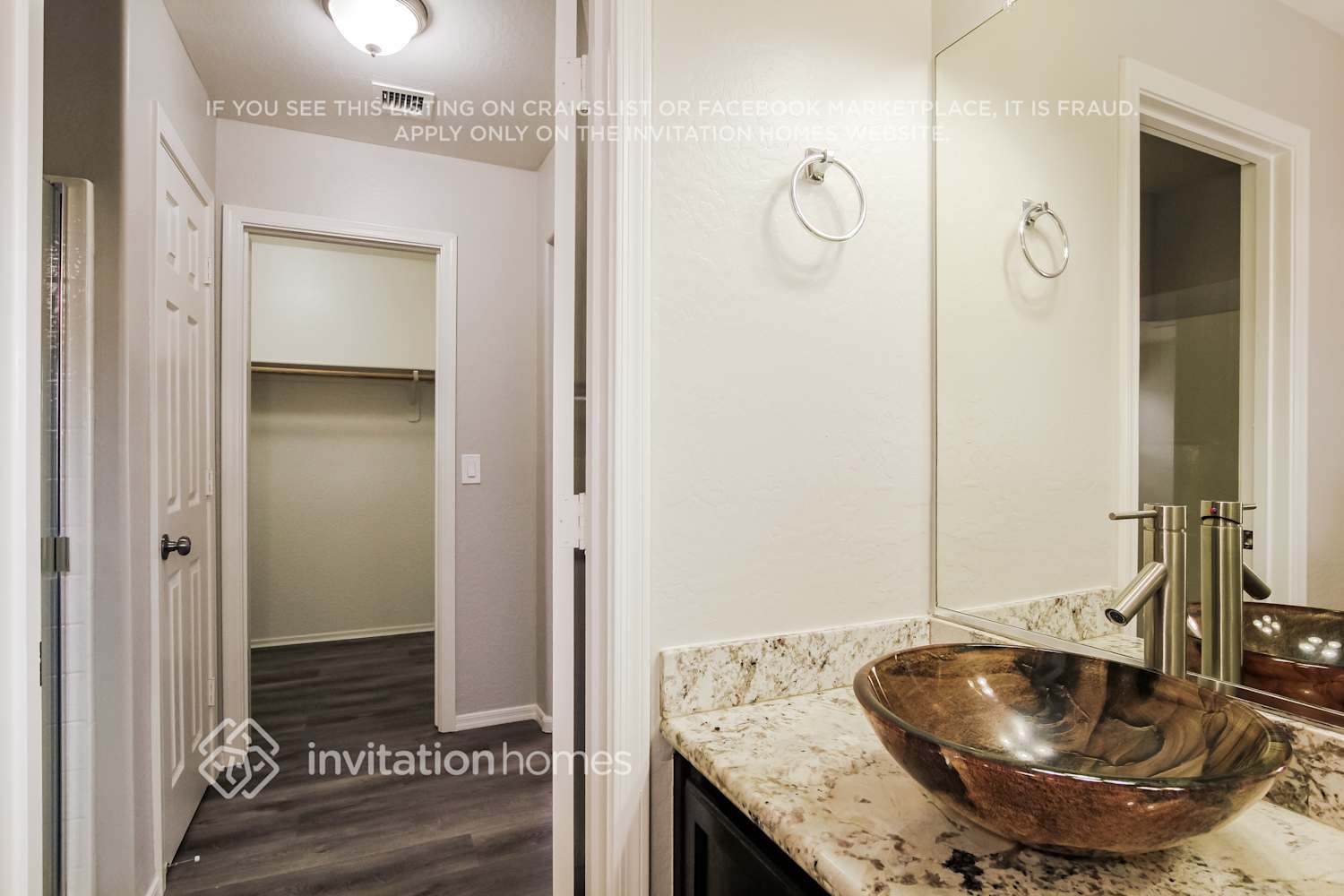 Building Photo - 11502 W Shaw Butte Dr