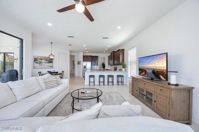 Building Photo - 13905 Luna Dr