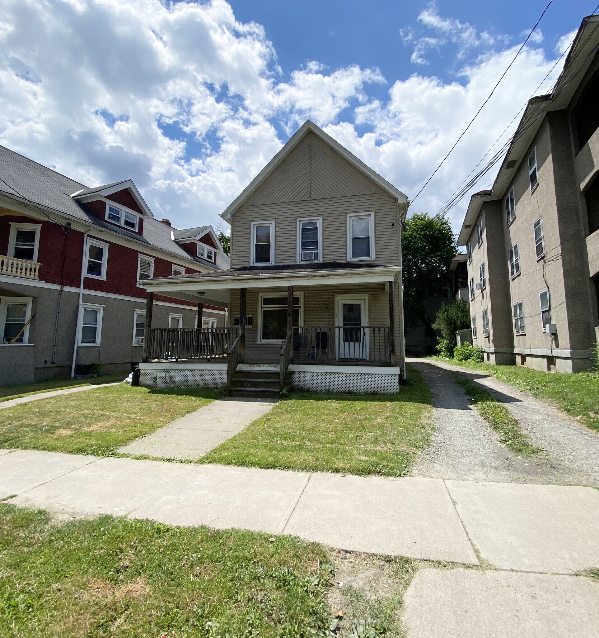 Building Photo - 31 Leroy St