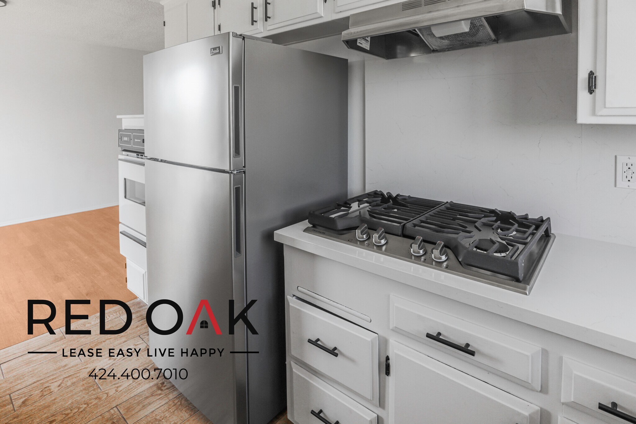 Building Photo - 7720 Hampton Ave