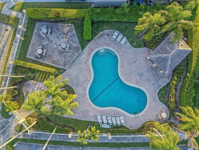 Building Photo - 18087 SW 30th Ct