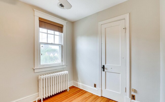 Building Photo - 1606 N Danville St