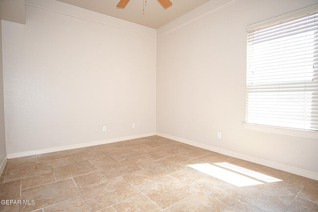 Building Photo - 14508 Smokey Point Dr