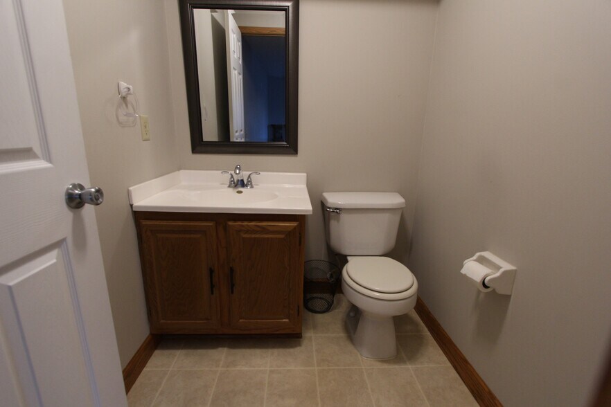 Building Photo - 15858 Griffon Path