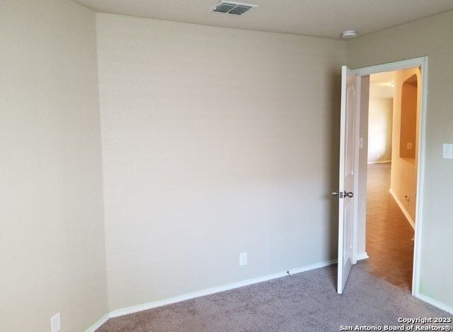 Building Photo - 446 Eastern Phoebe