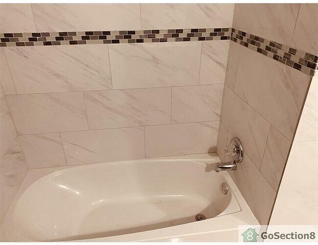 Building Photo - 801 Boynton Property