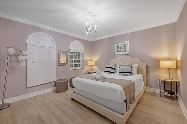 Building Photo - 7711 Coquina Dr