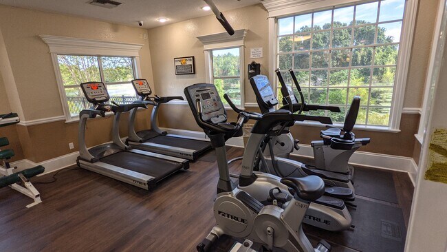 Building Photo - 8915 Latrec Ave