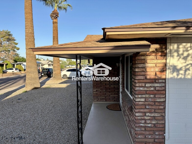Building Photo - 6809 E Avalon Dr