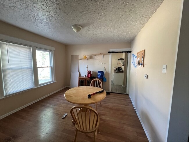 Building Photo - 53 Scottsville Rd