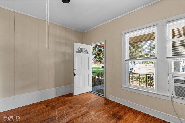 Building Photo - 649-B Merrick Street-