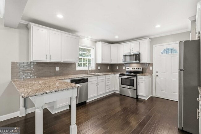 Building Photo - 1448 Rome Dr NW