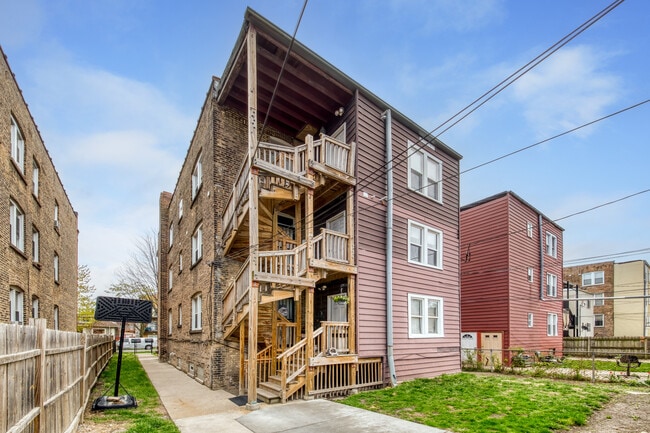 Building Photo - 4834 N Springfield Ave
