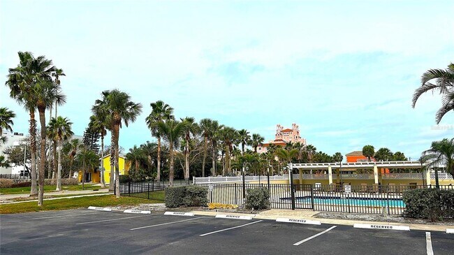 Building Photo - 3111 Pass a Grille Way