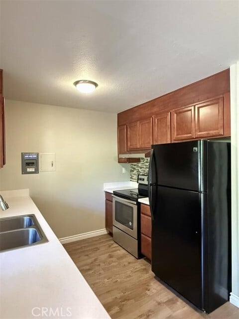 Building Photo - 23732 Hillhurst Dr
