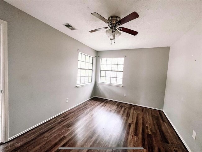 Building Photo - 9226 Spindlewood Dr