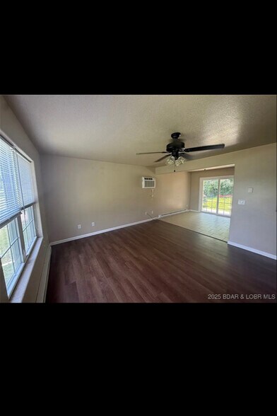 Building Photo - 145 Oak Bend Rd