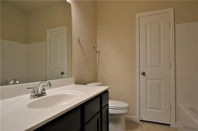 Building Photo - 717 Jennie Marie Cir