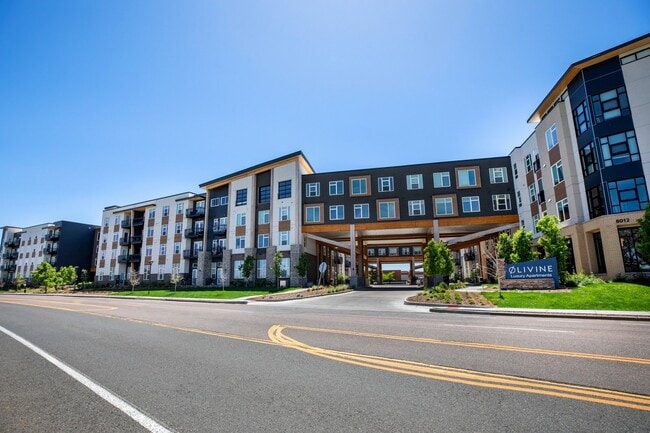 Building Photo - Olivine