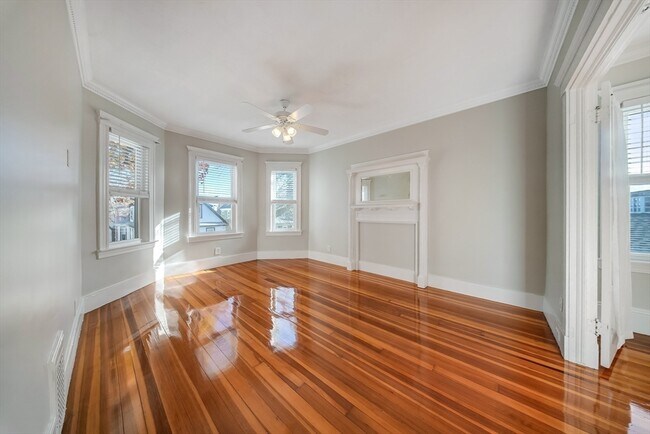 Building Photo - 95 Auckland St