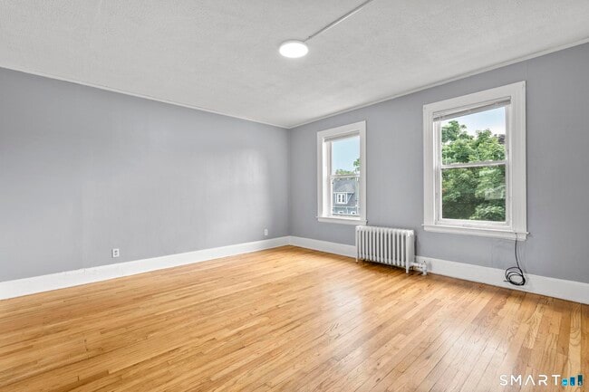 Building Photo - 38 Beacon St